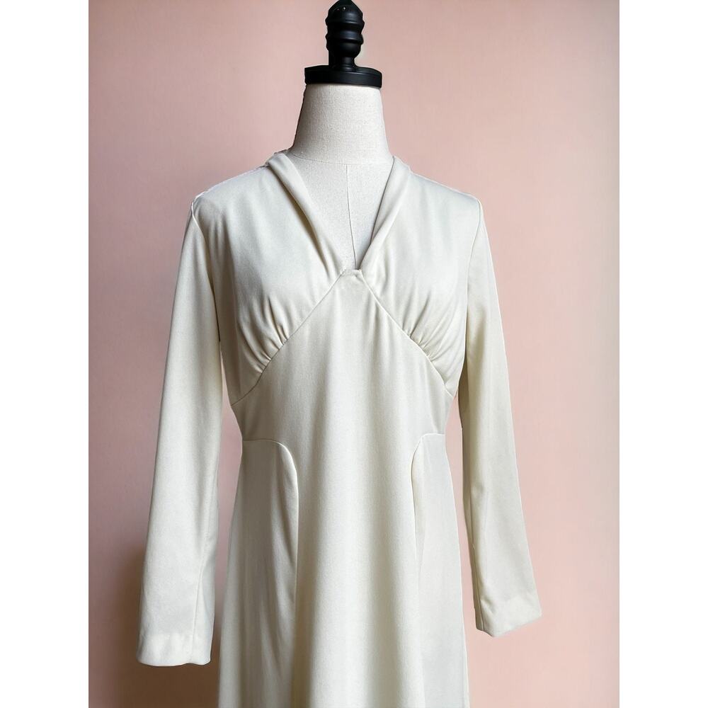 Vintage 70s Ivory Maxi Dress | Long Sleeve Gown | Mod Wedding | Size M - Picture 4 of 9